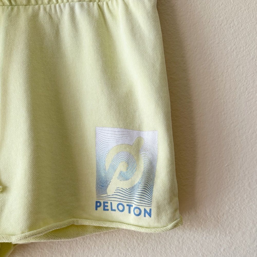 Peloton Drawstring Sweat Shorts Size Small - Picture 2 of 7